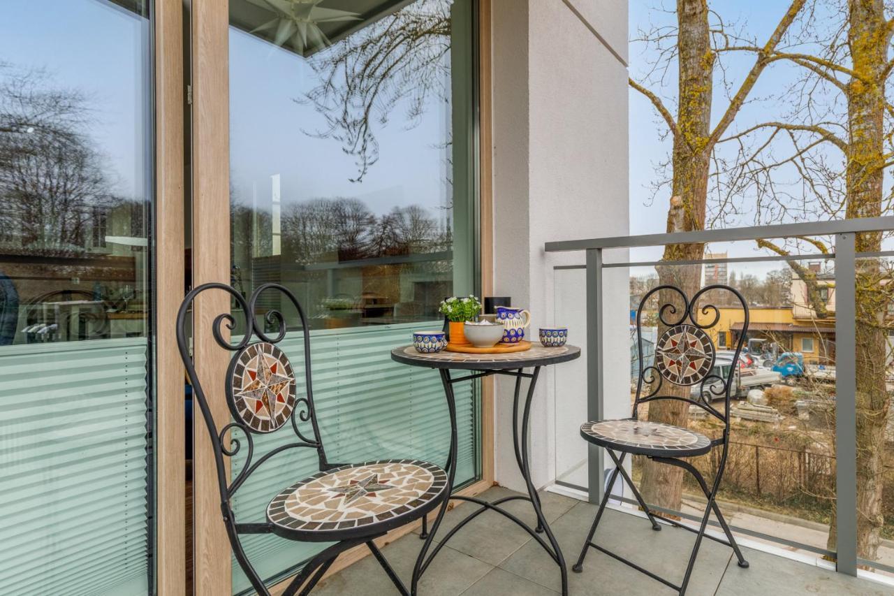Green Square Apartment With Balcony Swinoujscie By Noclegi Renters Kültér fotó
